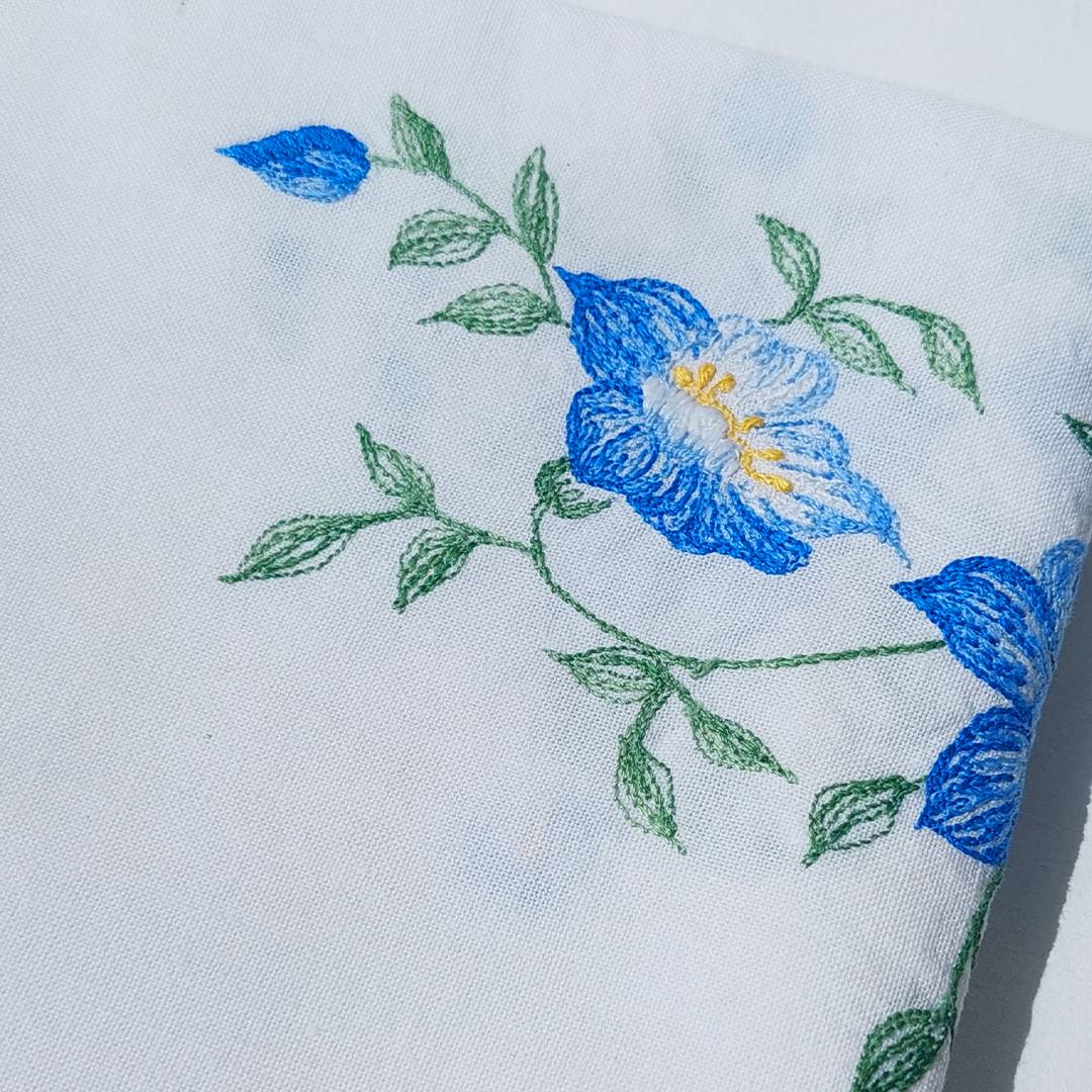 Petite nappe fleurie