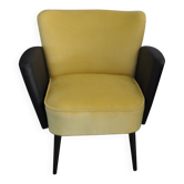 Paire de chaises cocktail vintage 1950s en velours jaune et skaï noir, structure bois