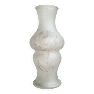 Art deco vase with floral pattern in molded pressed glass vintage 1930s