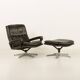 Fauteuil lounge vintage avec tabouret par André Vandenbrouck