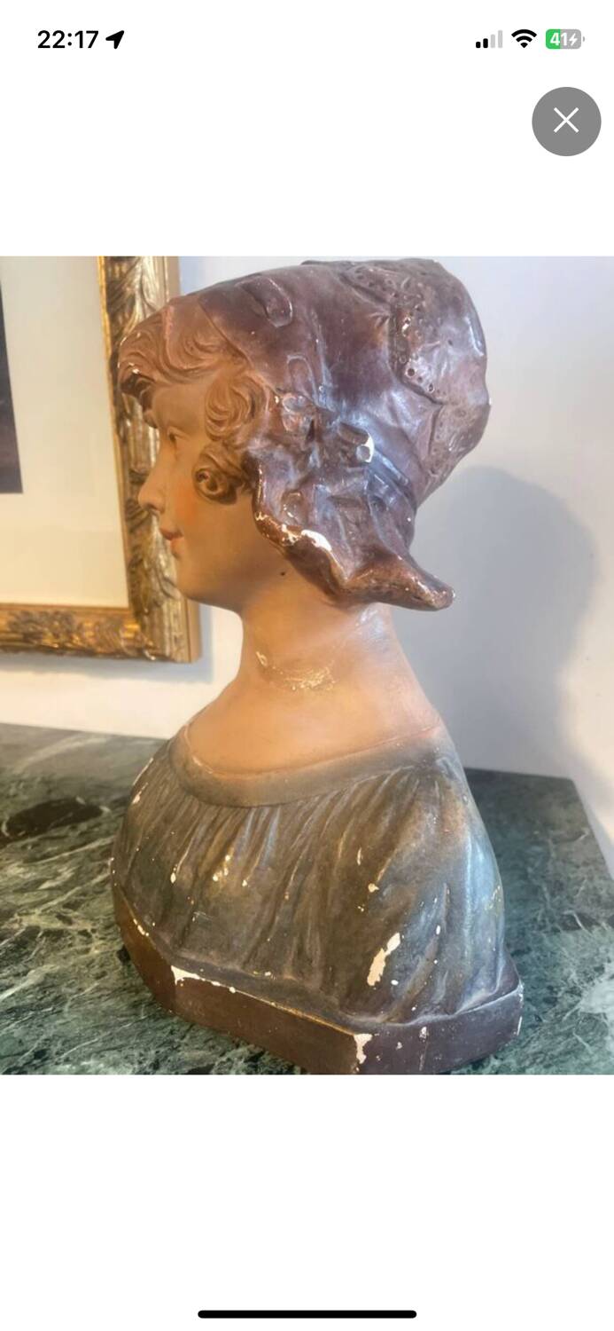 Bustre de femme