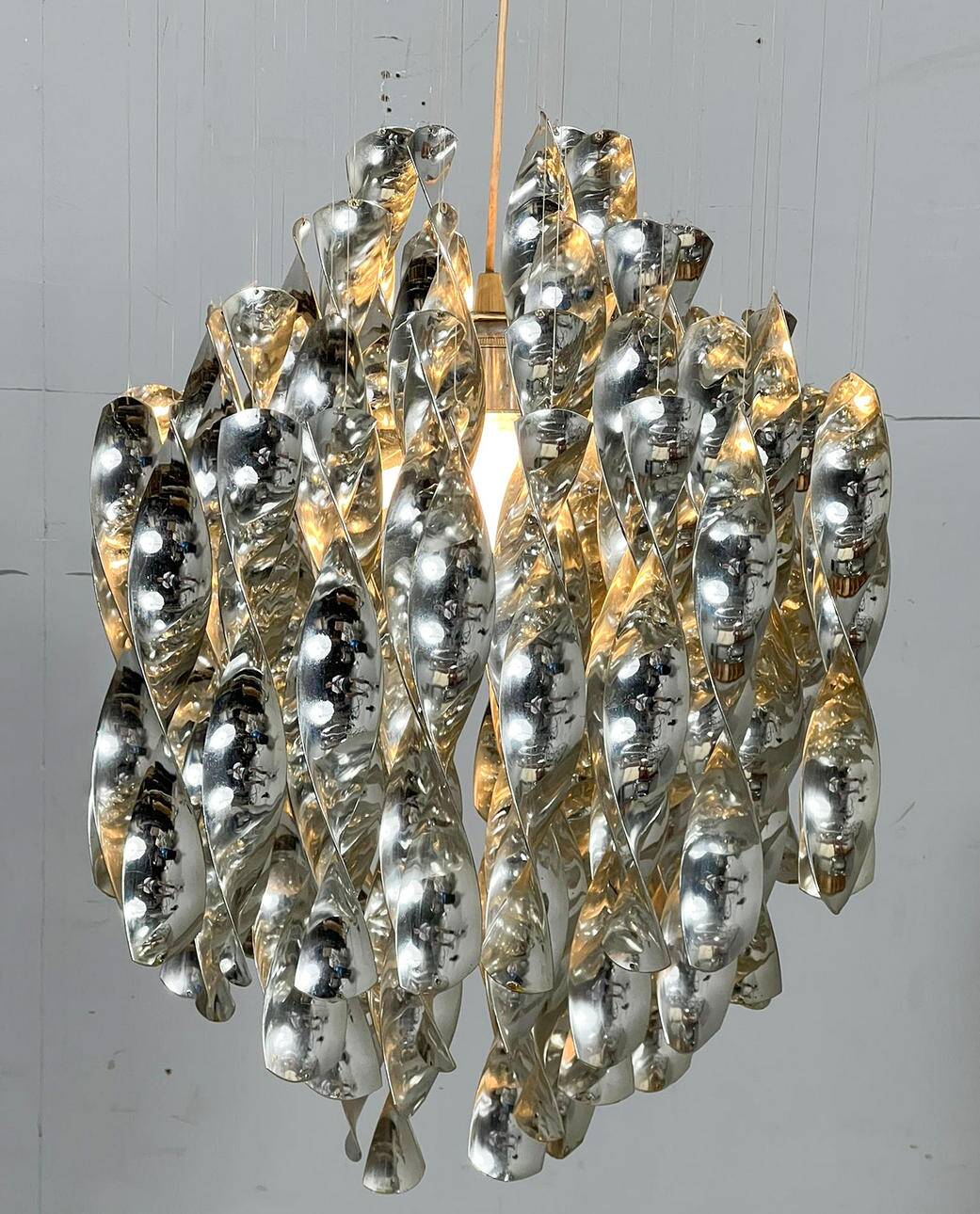 Mid-century spiral ceiling lamp by Verner Panton for Lüber AG, model SP1, Germany, 1970s, early example.