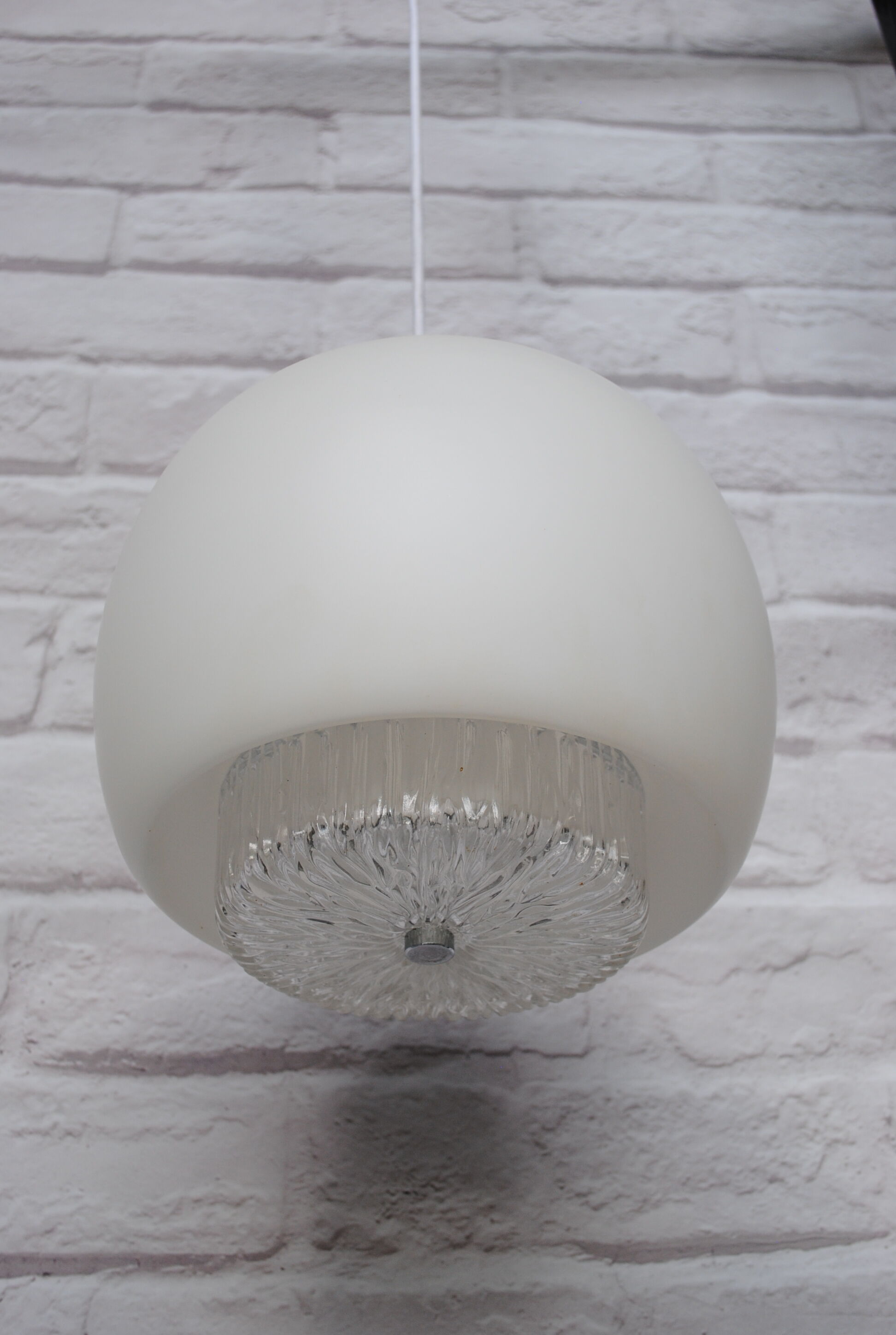 Vintage glass suspension