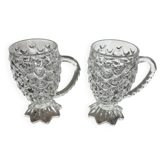 Set of 2 vintage pressed glass cups/mugs.
