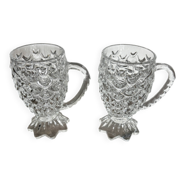 Set of 2 vintage pressed glass cups/mugs.