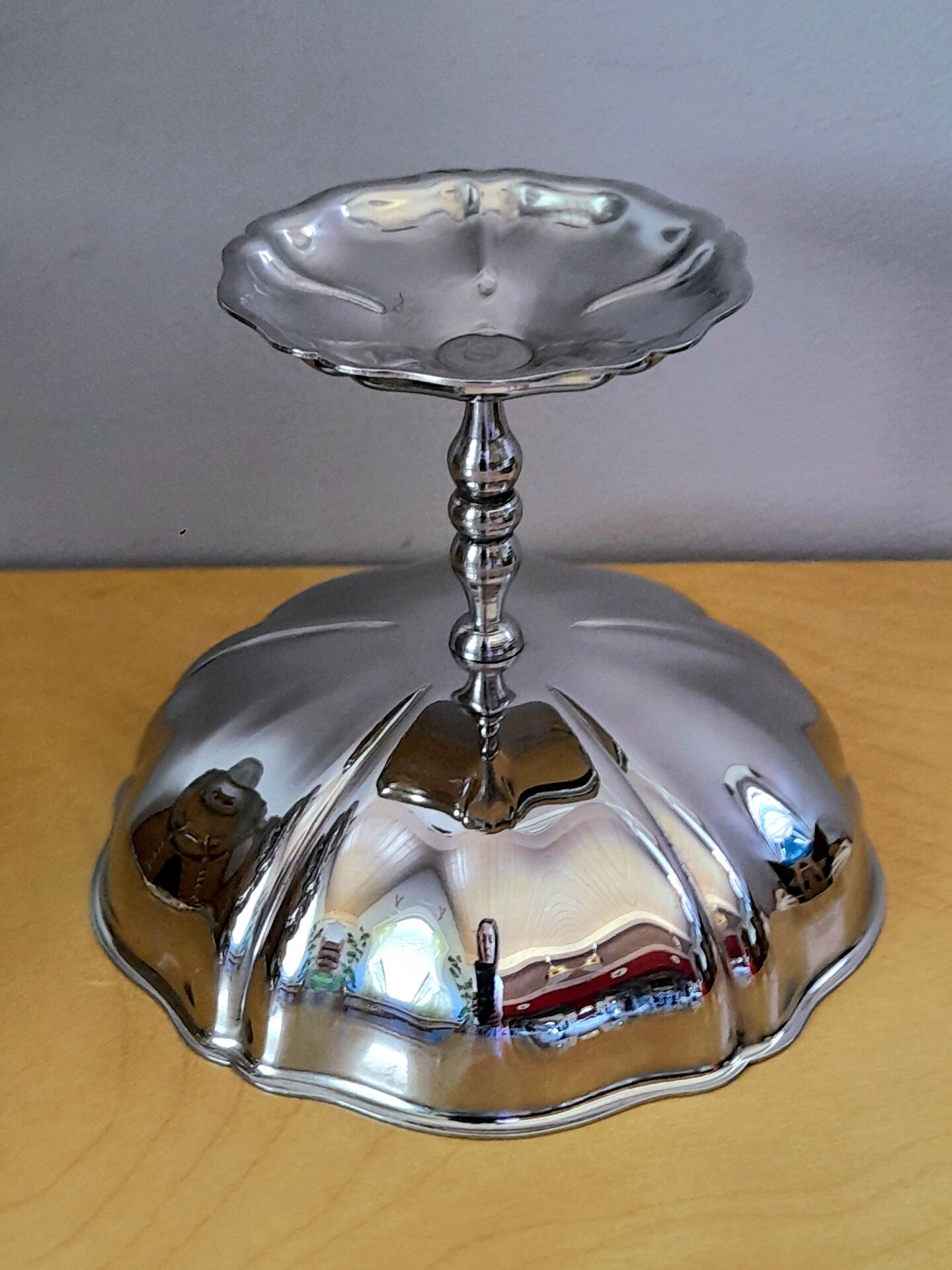 Ice cream or dessert bowls in stainless steel