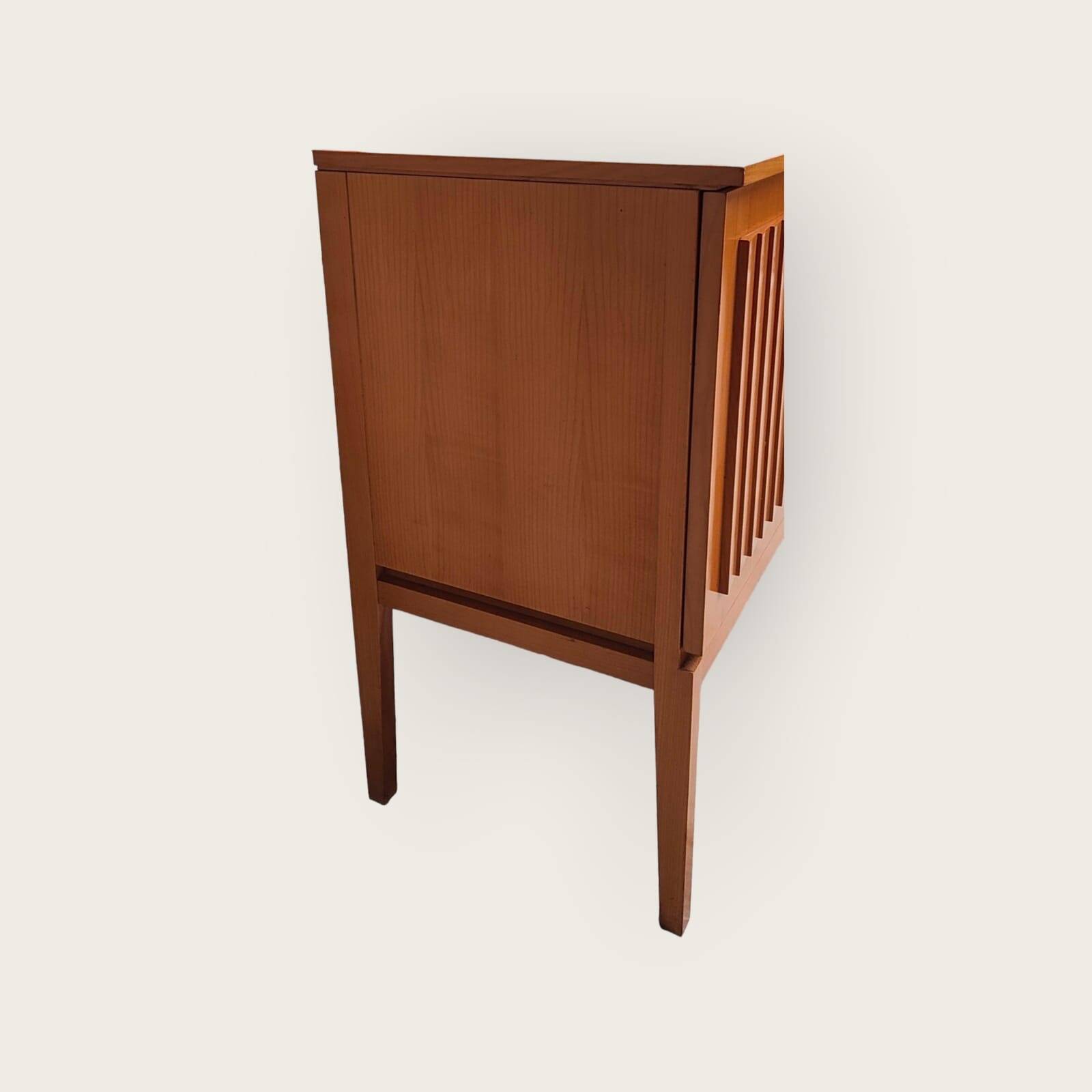 Buffet du milieu du siècle