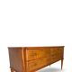 Une commode italienne vintage de style moderne du milieu du siècle