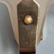 Shell-shaped wall lamp in frosted glass and vintage brass