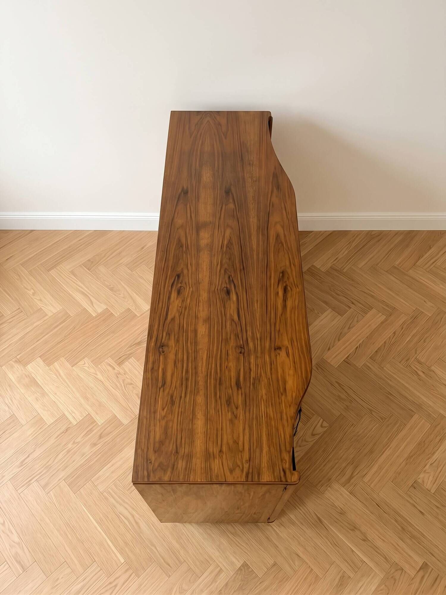 Art Deco enfilade from the 1930s in walnut.