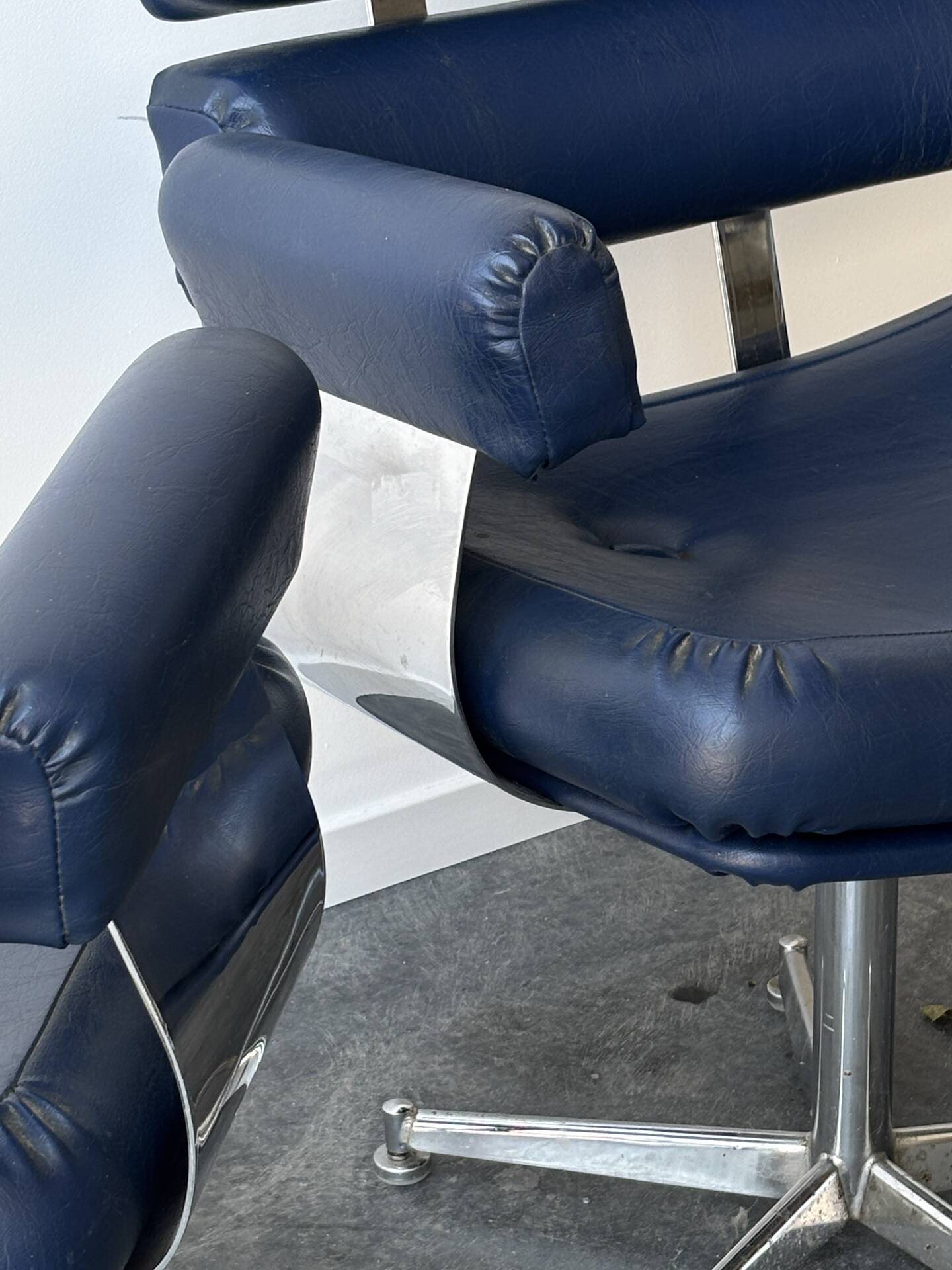 Paire de fauteuils lounge italiens Space Age, 1970