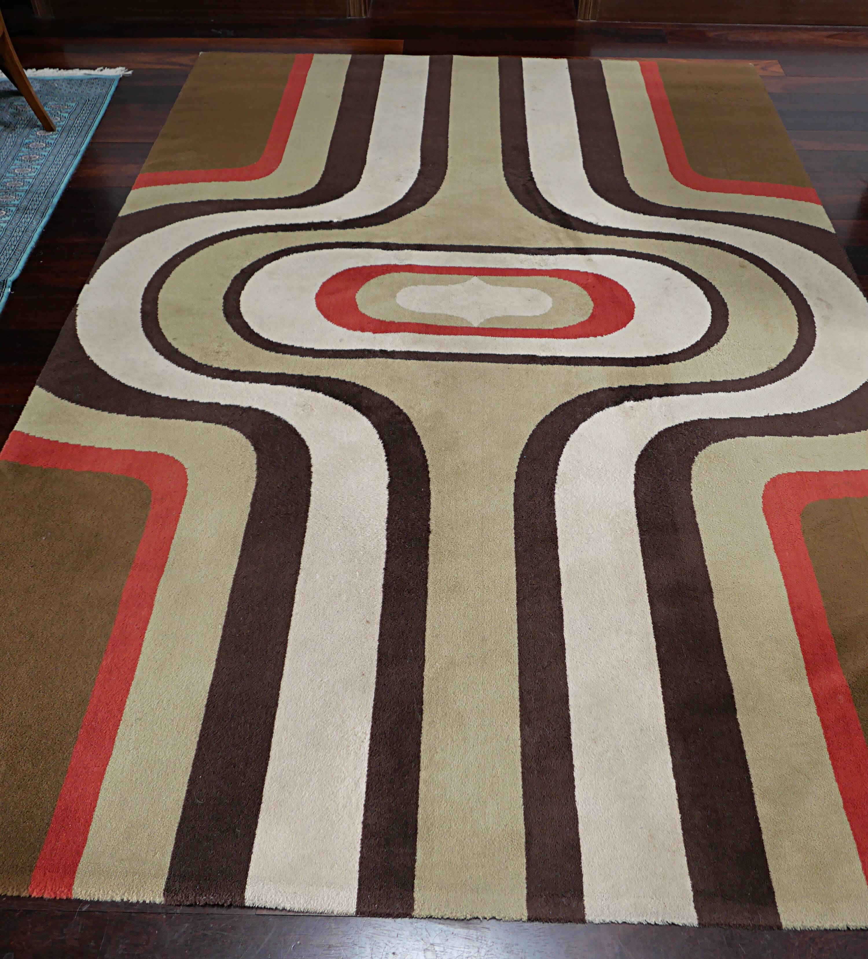 Large vintage carpet from the 1970s.