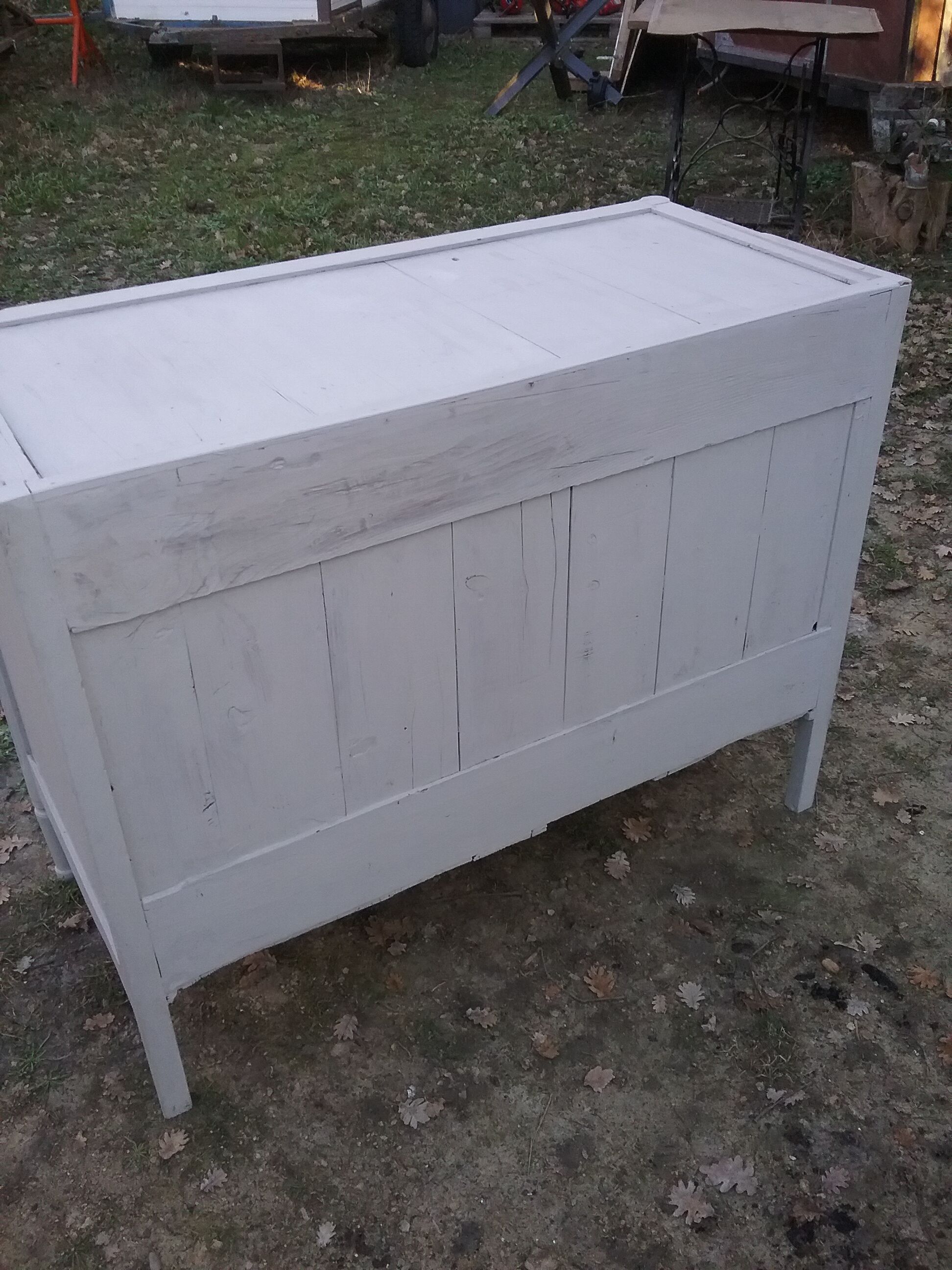 Commode style L XVI white marble