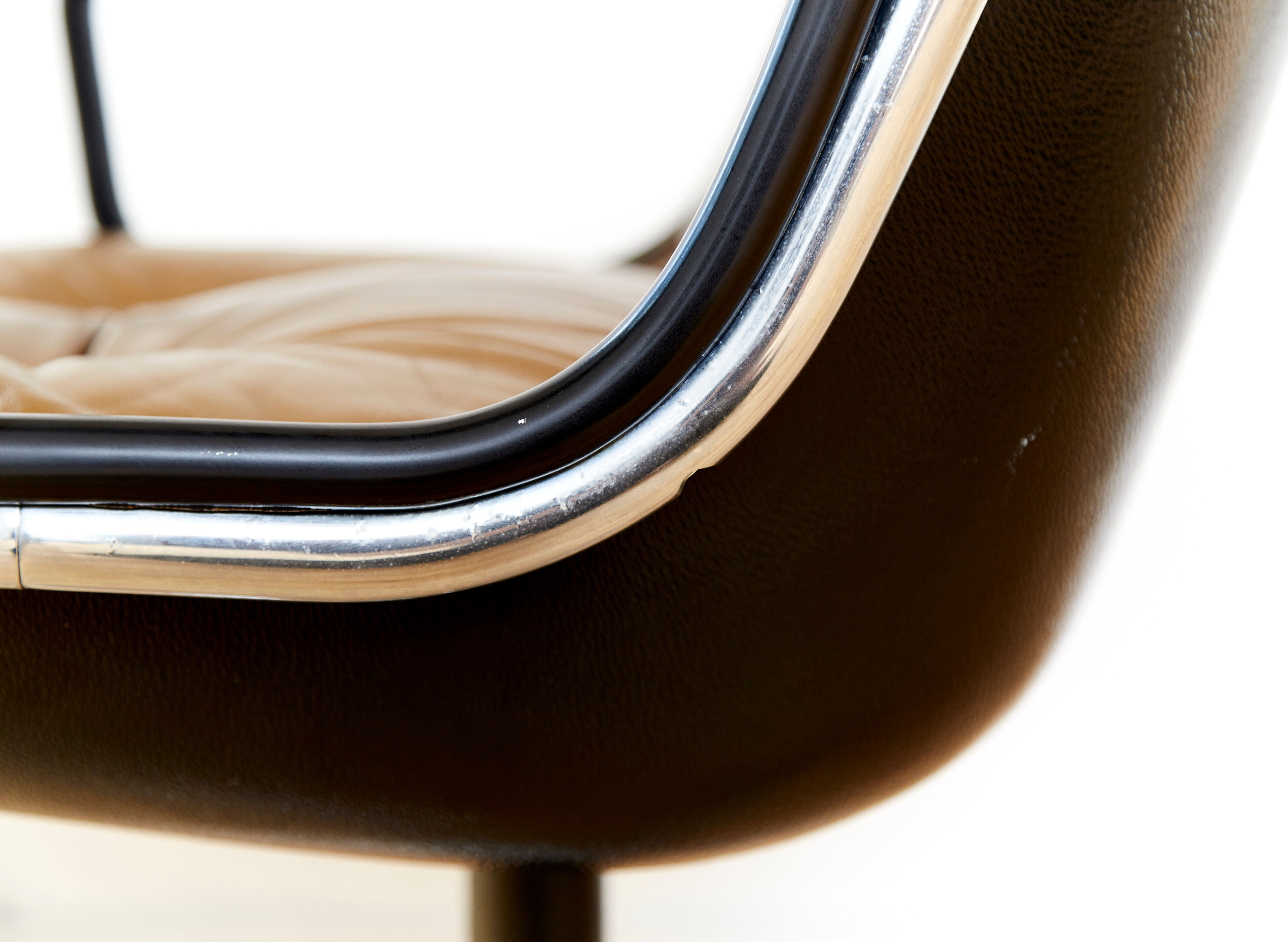 Charles Pollock Leather Executive Chair for Knoll International
