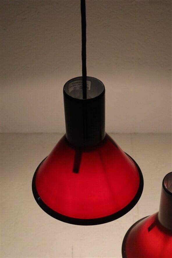 Set of 2 Holmegaard / Michael Bang 'Mini P&T' pendant lamps / handmade glass / red / black / 1970s