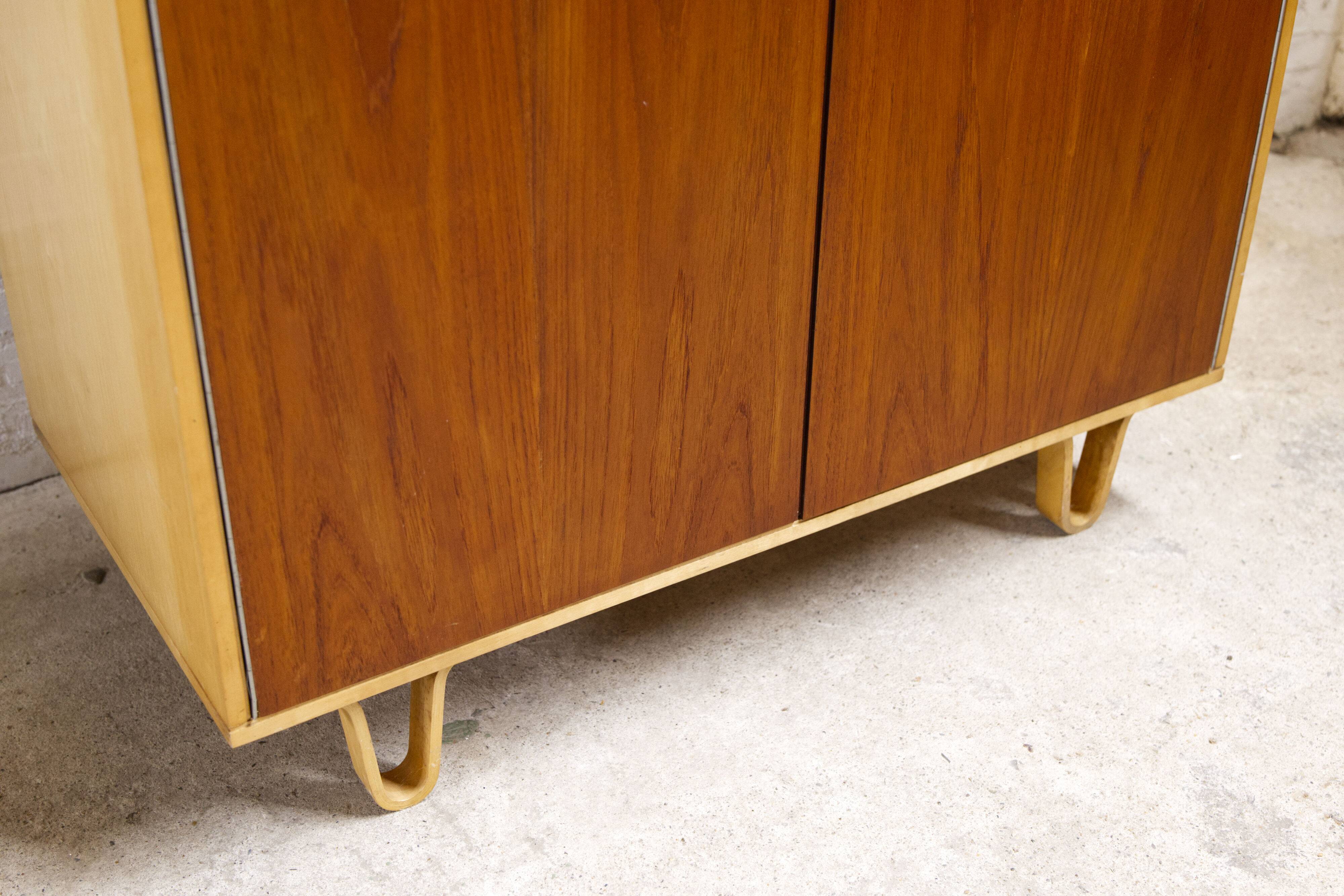 Armoire KB33, par Cees Braakman pour Pastoe, années 1950