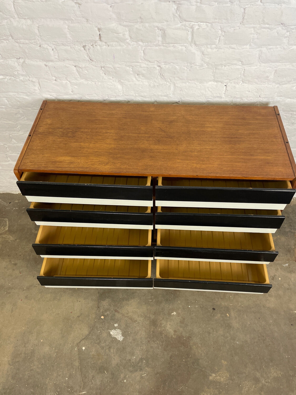 Jiri Jiroutek U-450 chest of drawers from 1969