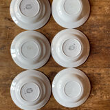 Mismatched plates l'Amandinoise