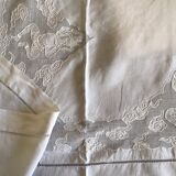 Nappe japonisante en fil de lin blanc