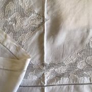 Japanese coat of white linen yarn