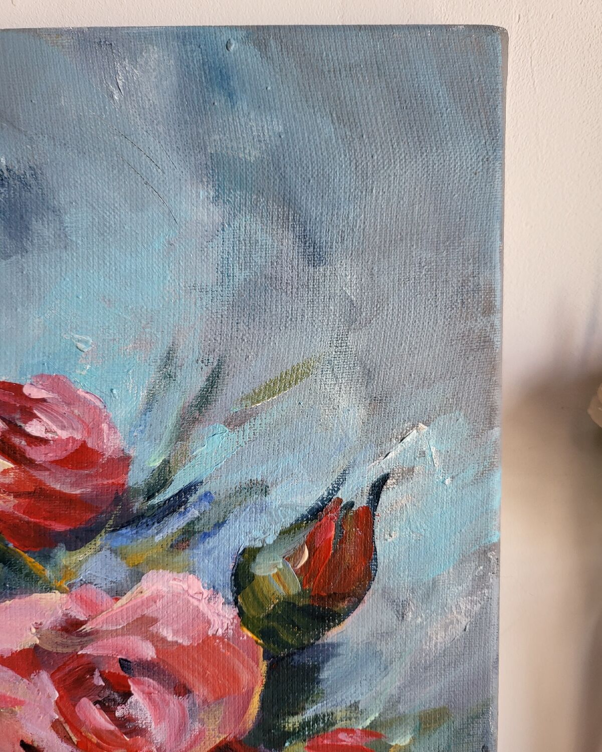 Oil on canvas painting of a bouquet of roses signed Paumier.