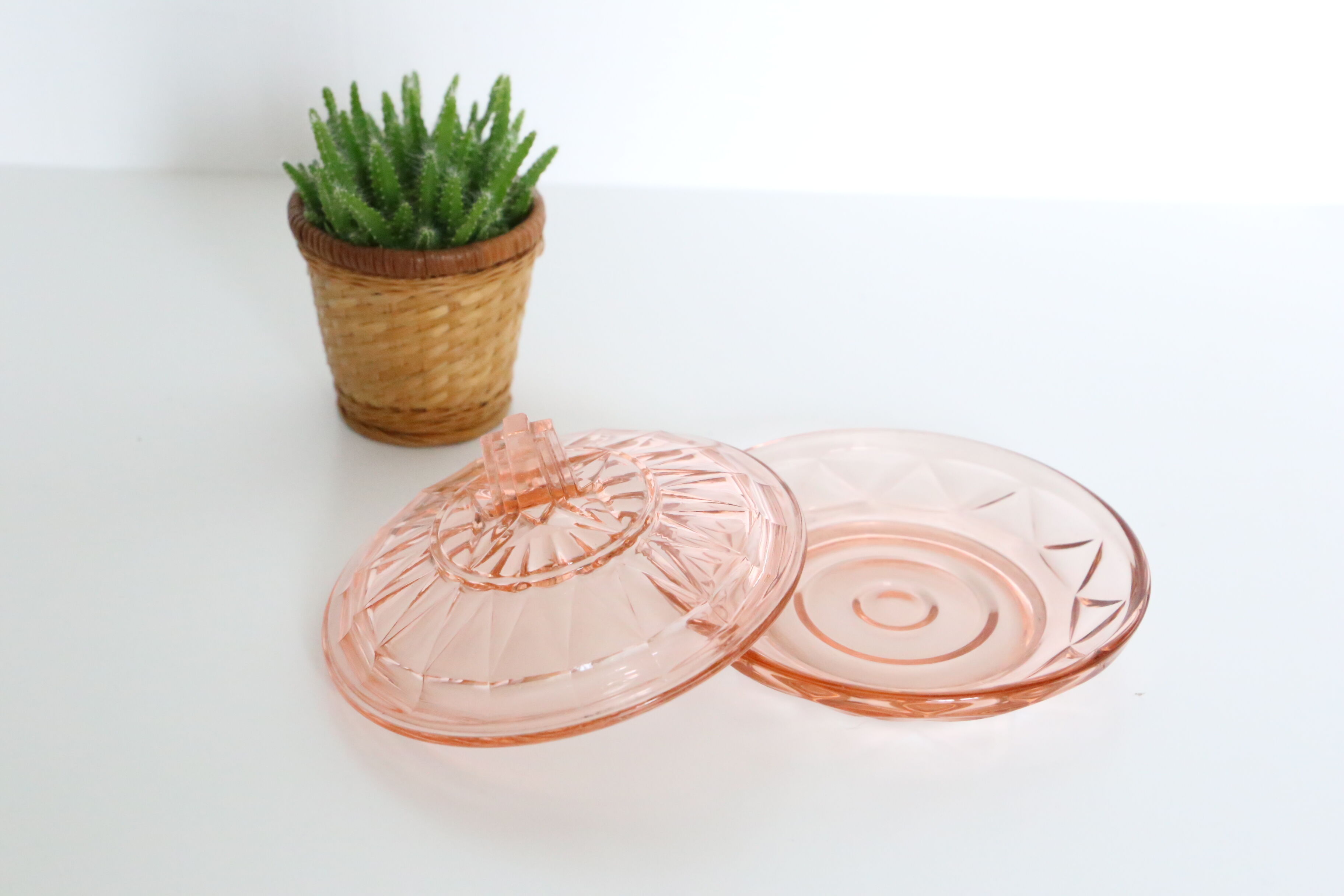 Pretty empty pink glass pocket, molded glass
