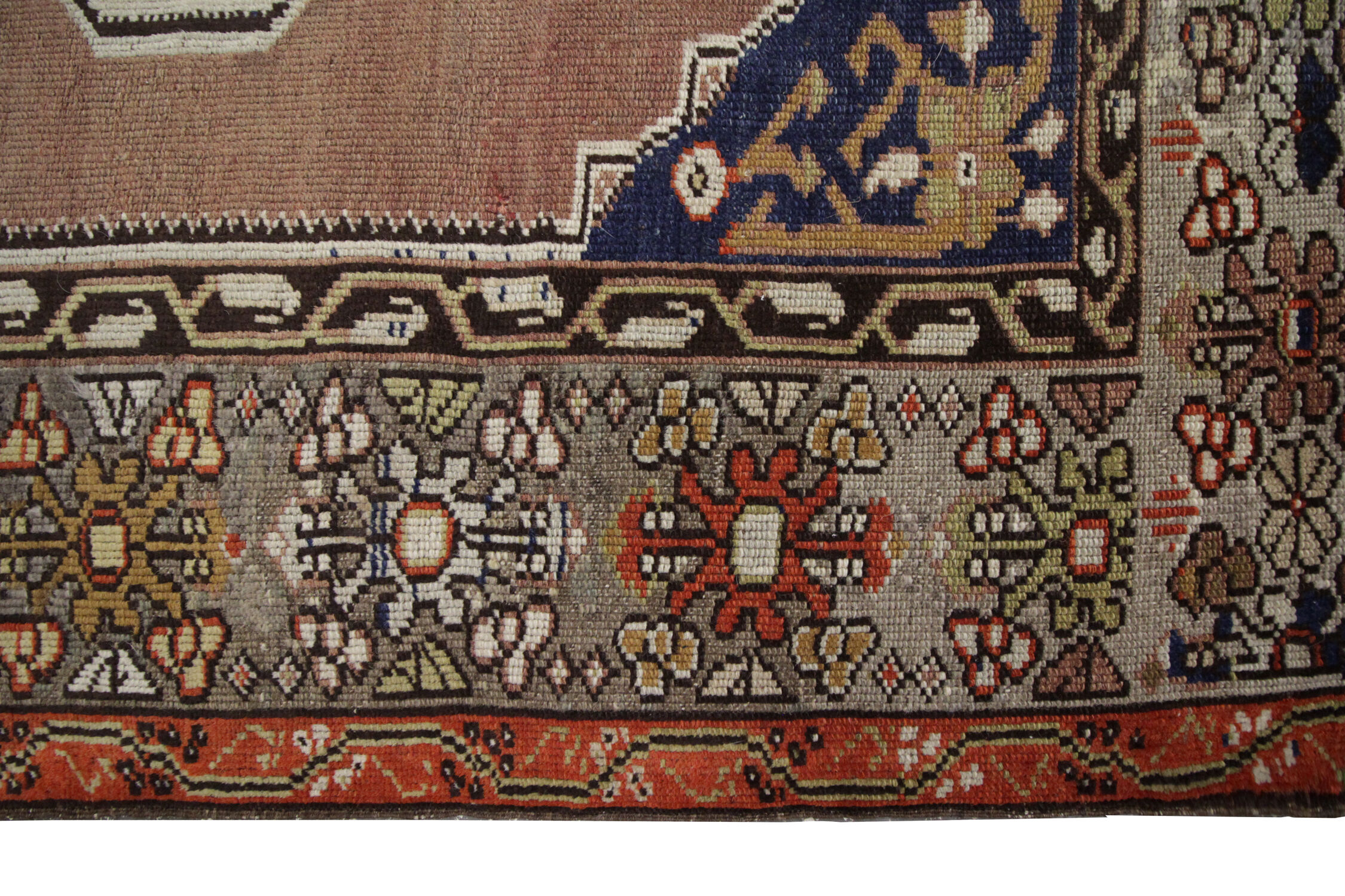 Handwoven vintage turkish wool rug- 128x187cm