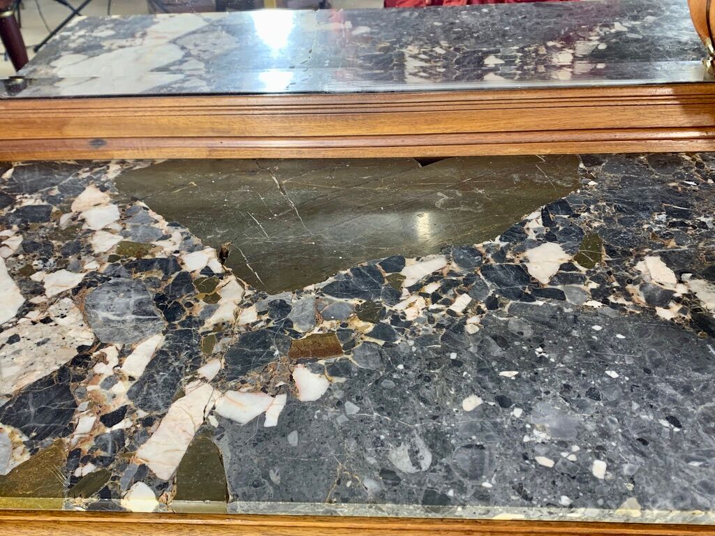 Meuble desserte-vitrine époque Art Nouveau 1900 Style  Louis Majorelle  ,école de Nancy