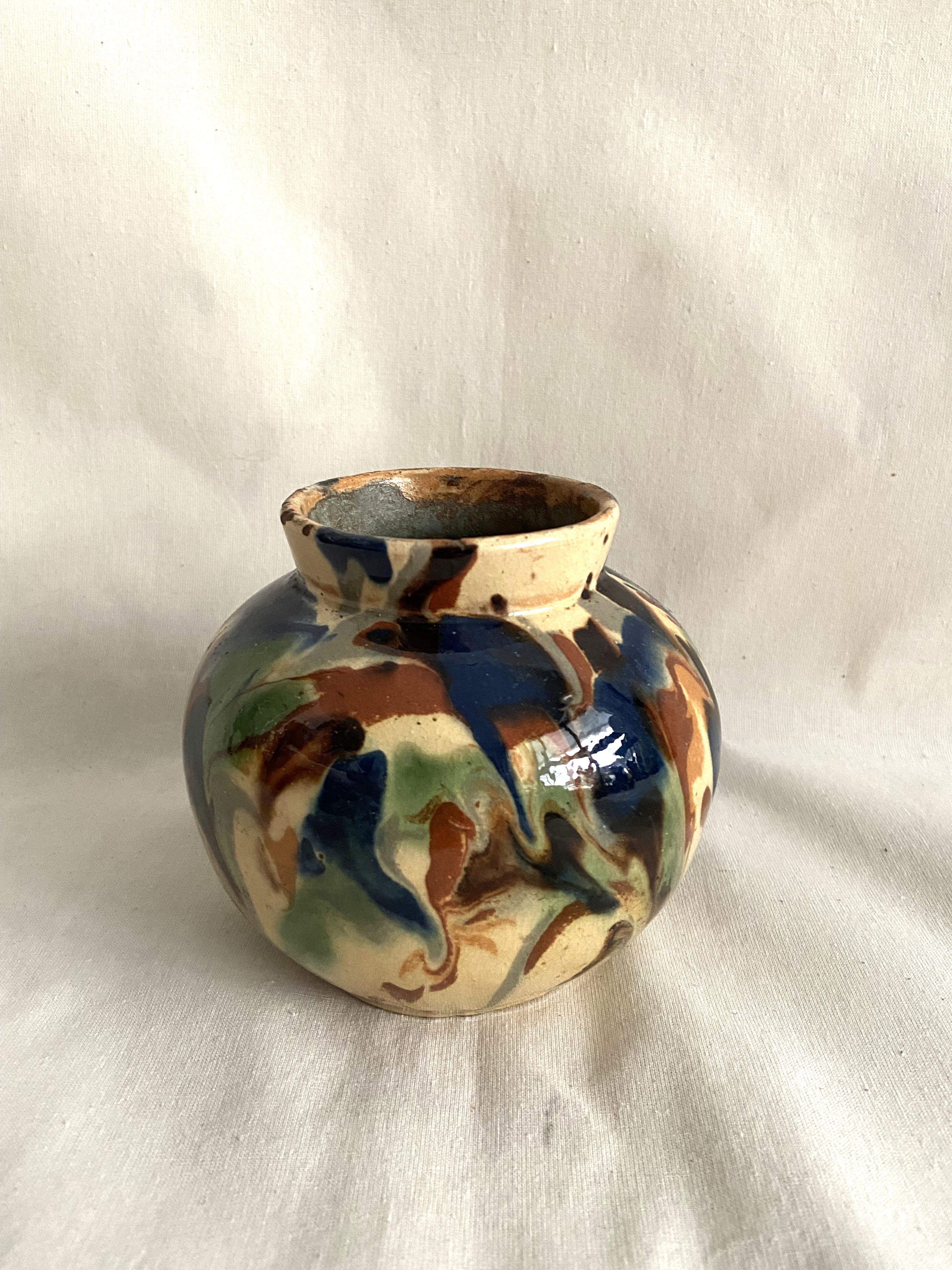 Vase in painted and glazed earth 30s