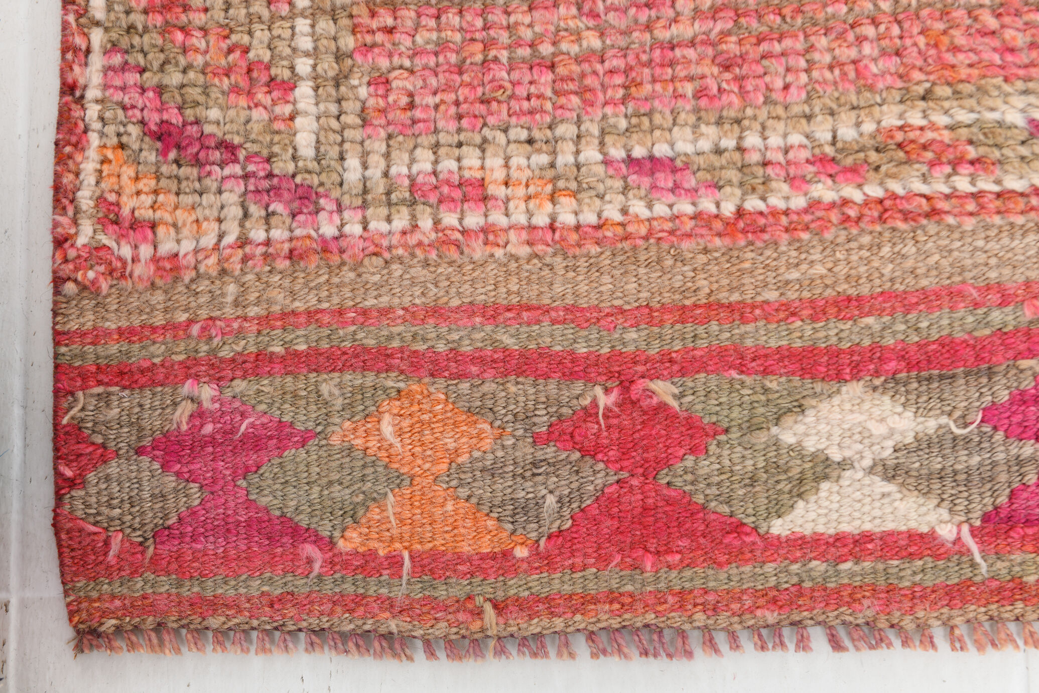 3x9 Shades Of Red Turkish Runner Rug, 83x290Cm