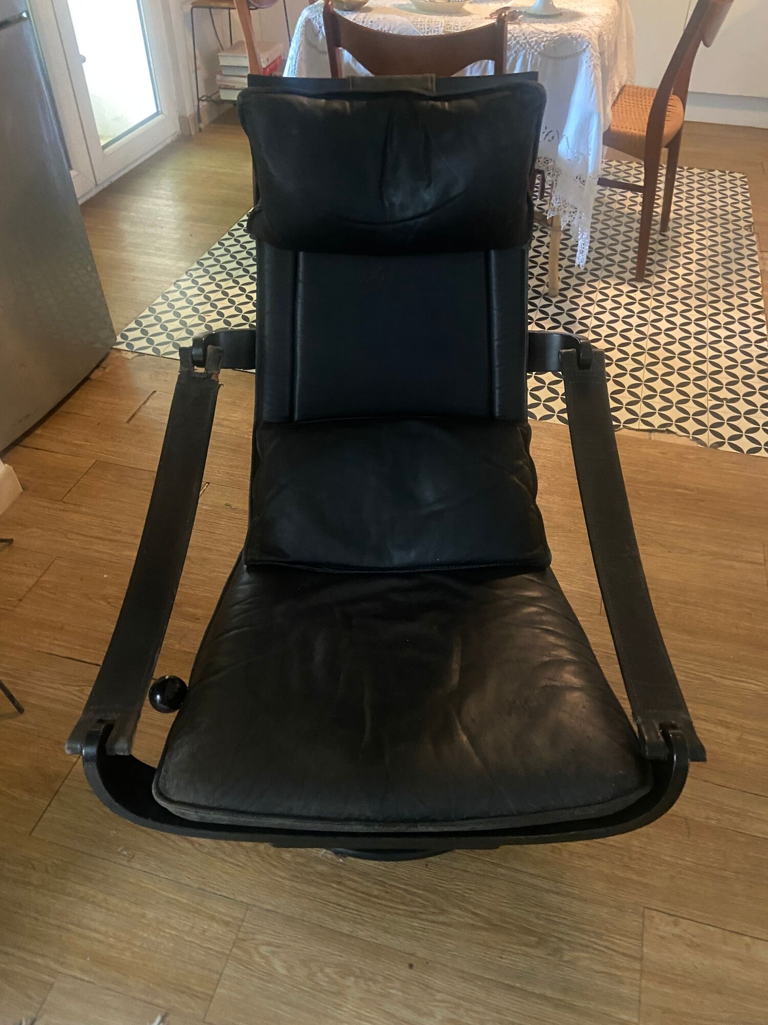 Swivel armchair by Ake Fribytter made in Sweden 70s