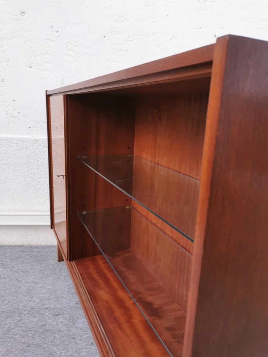 Compass foot bookcase