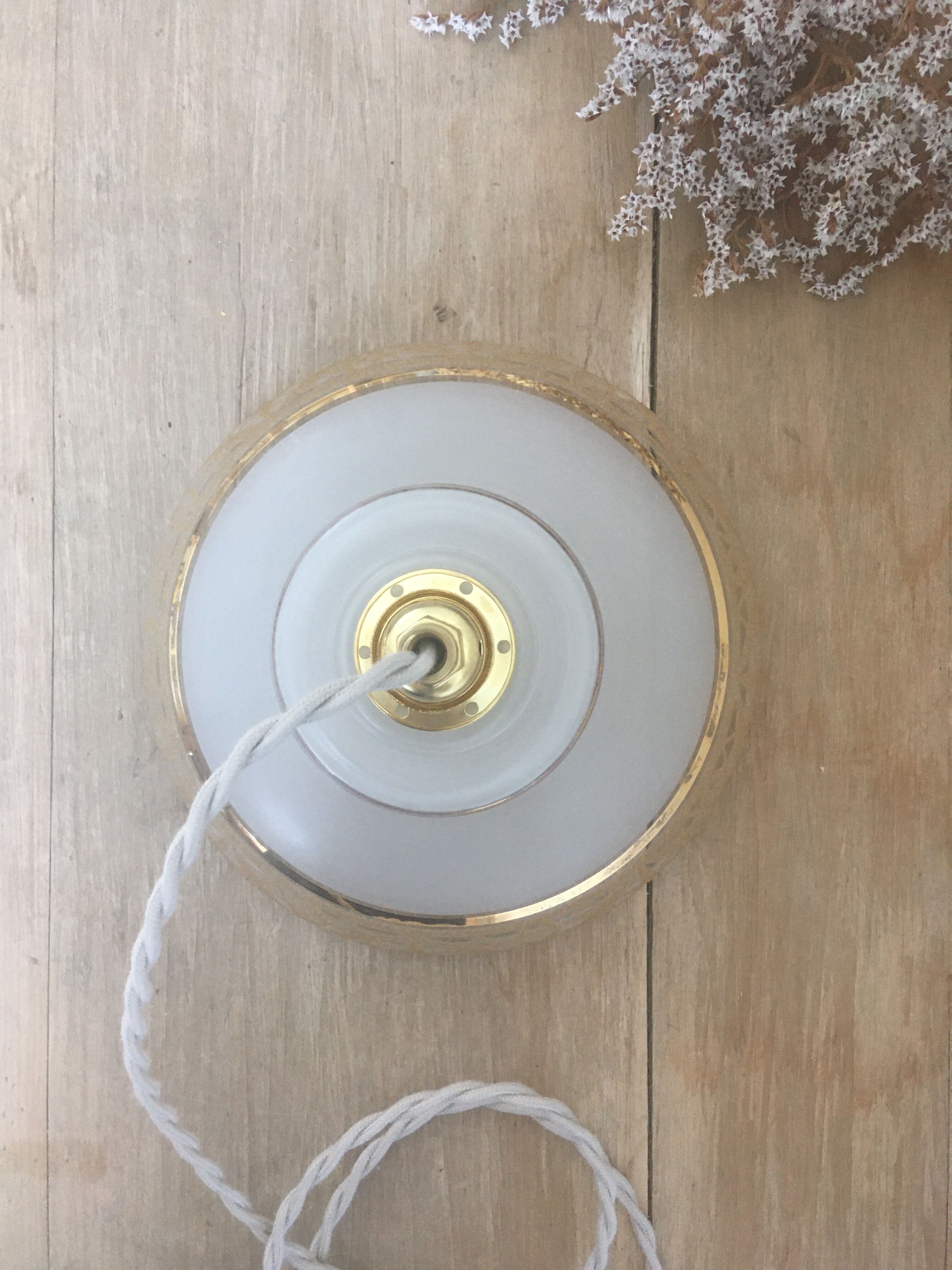 Pair of suspensions in white & gold frosted glass