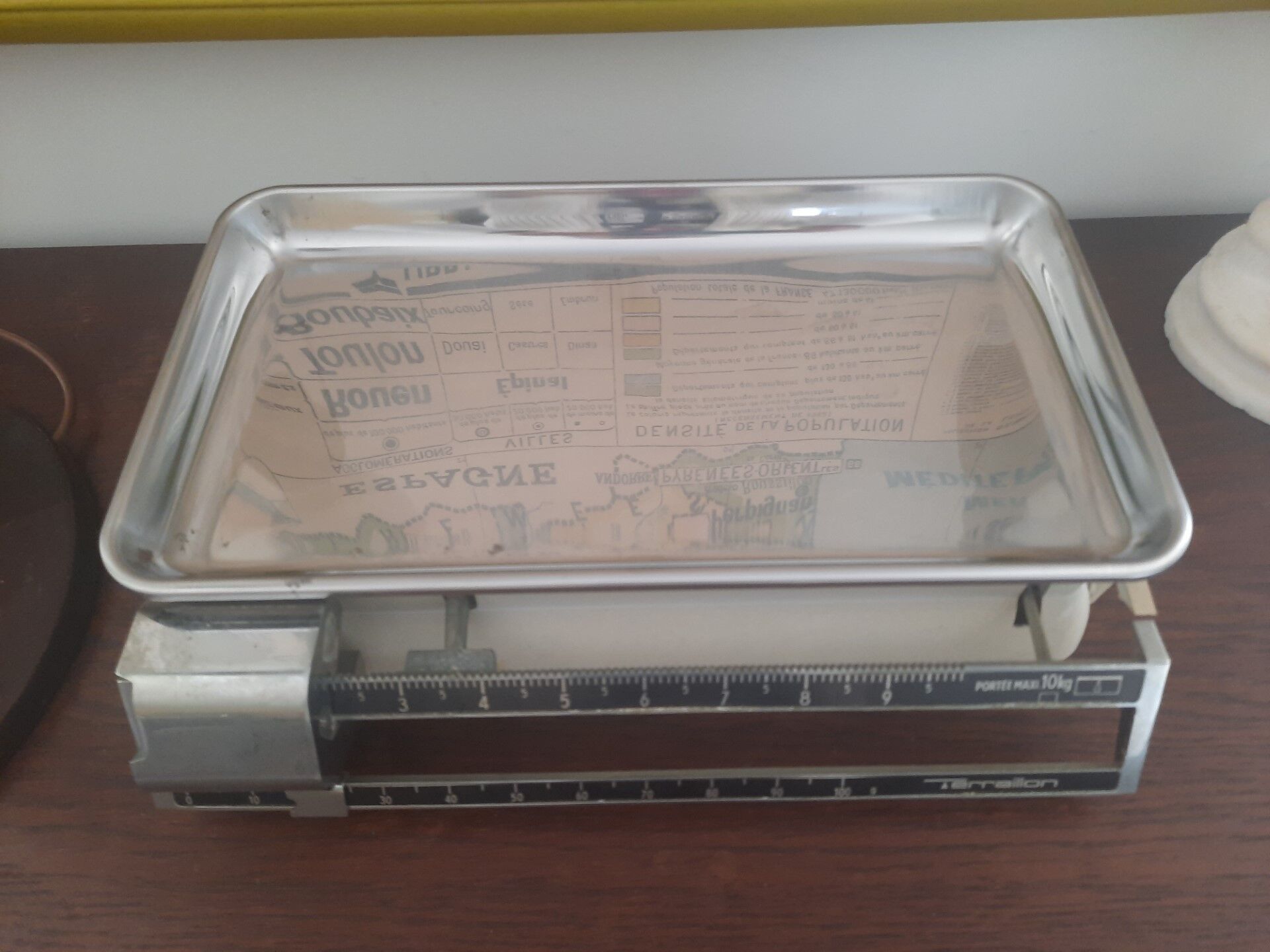 Terraillon vintage scale