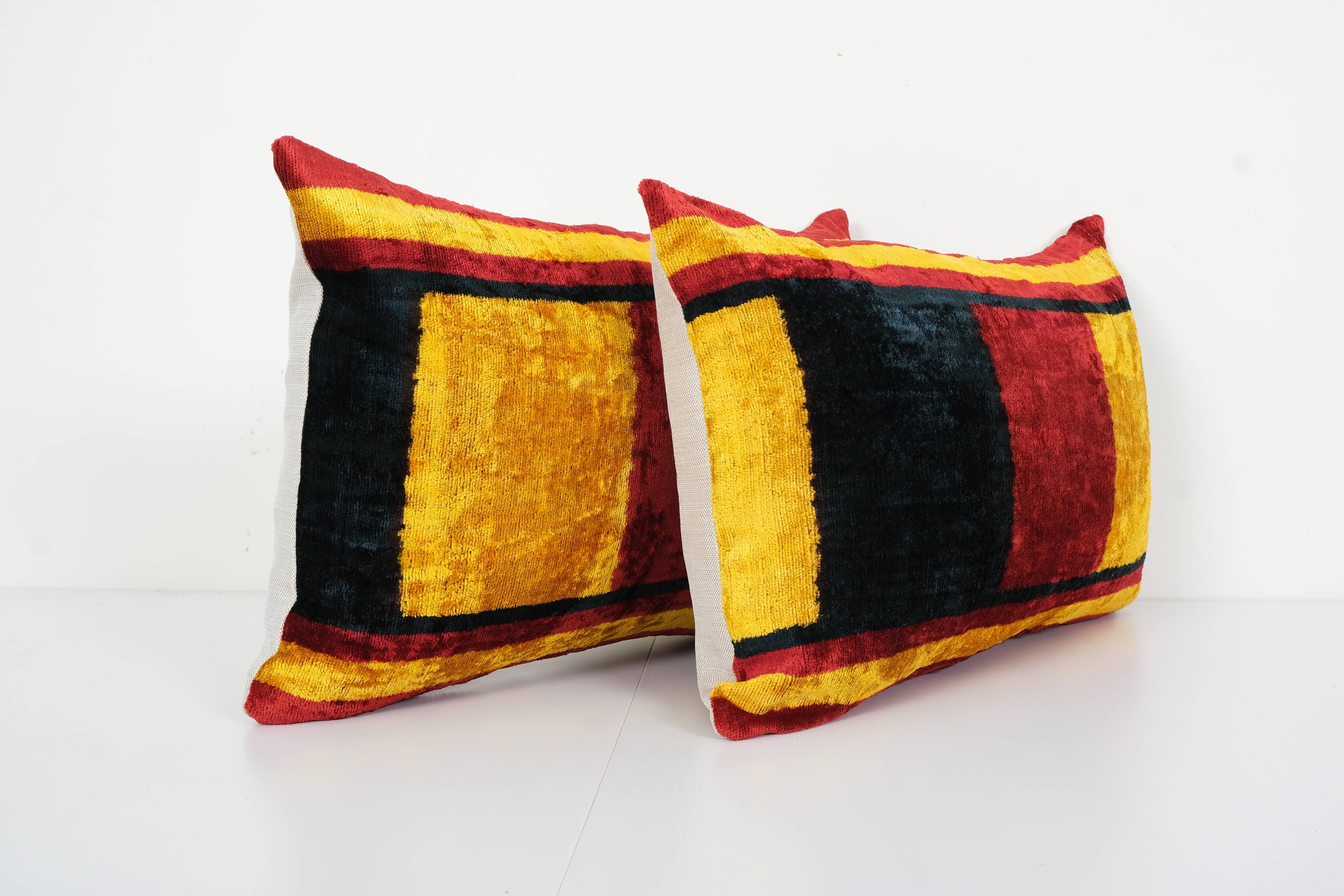 Pair of cushions