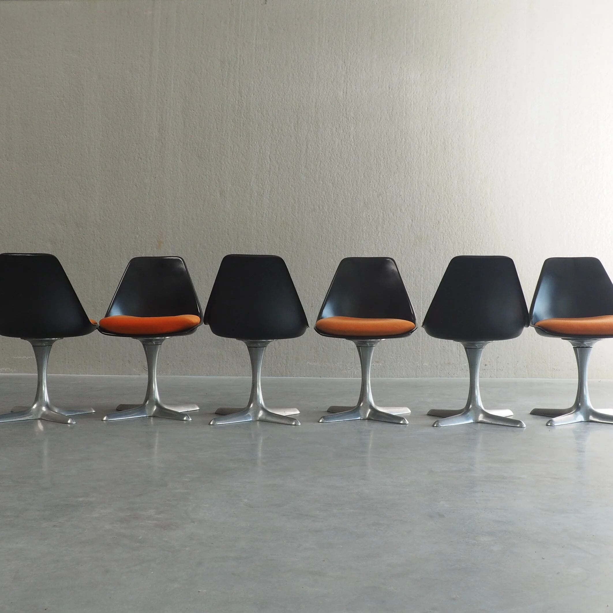 Space Age dining set by Maurice Burke for Arkana