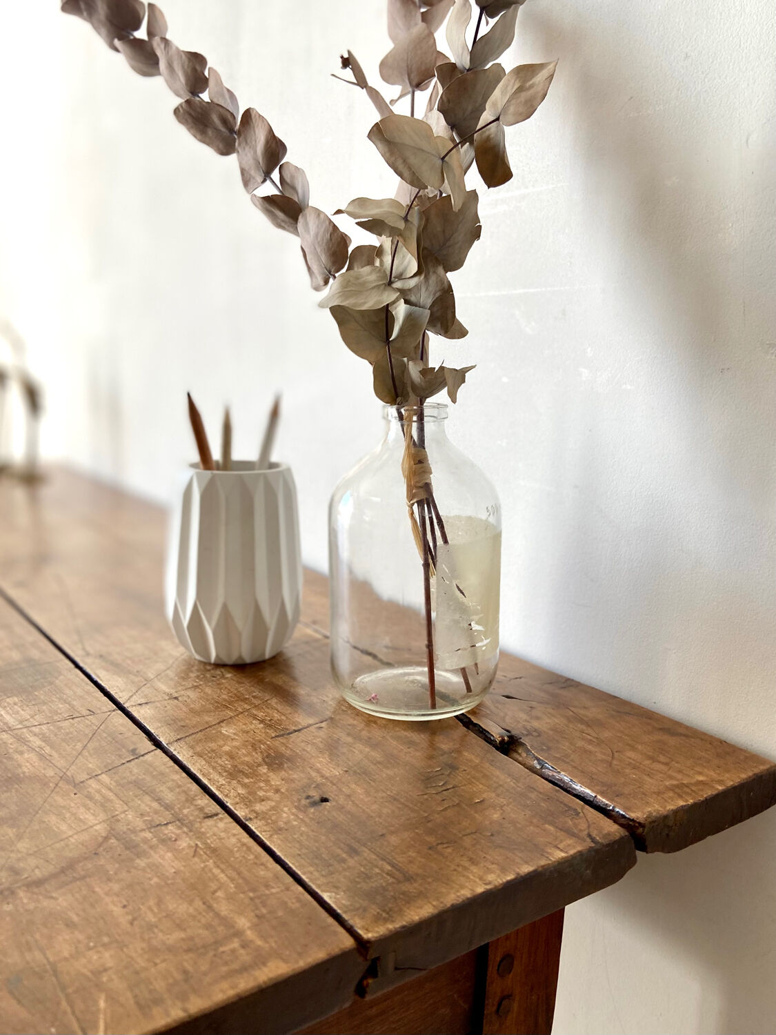 Farmhouse / antique table