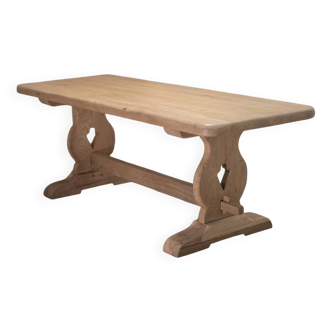 Table monastère rénovée