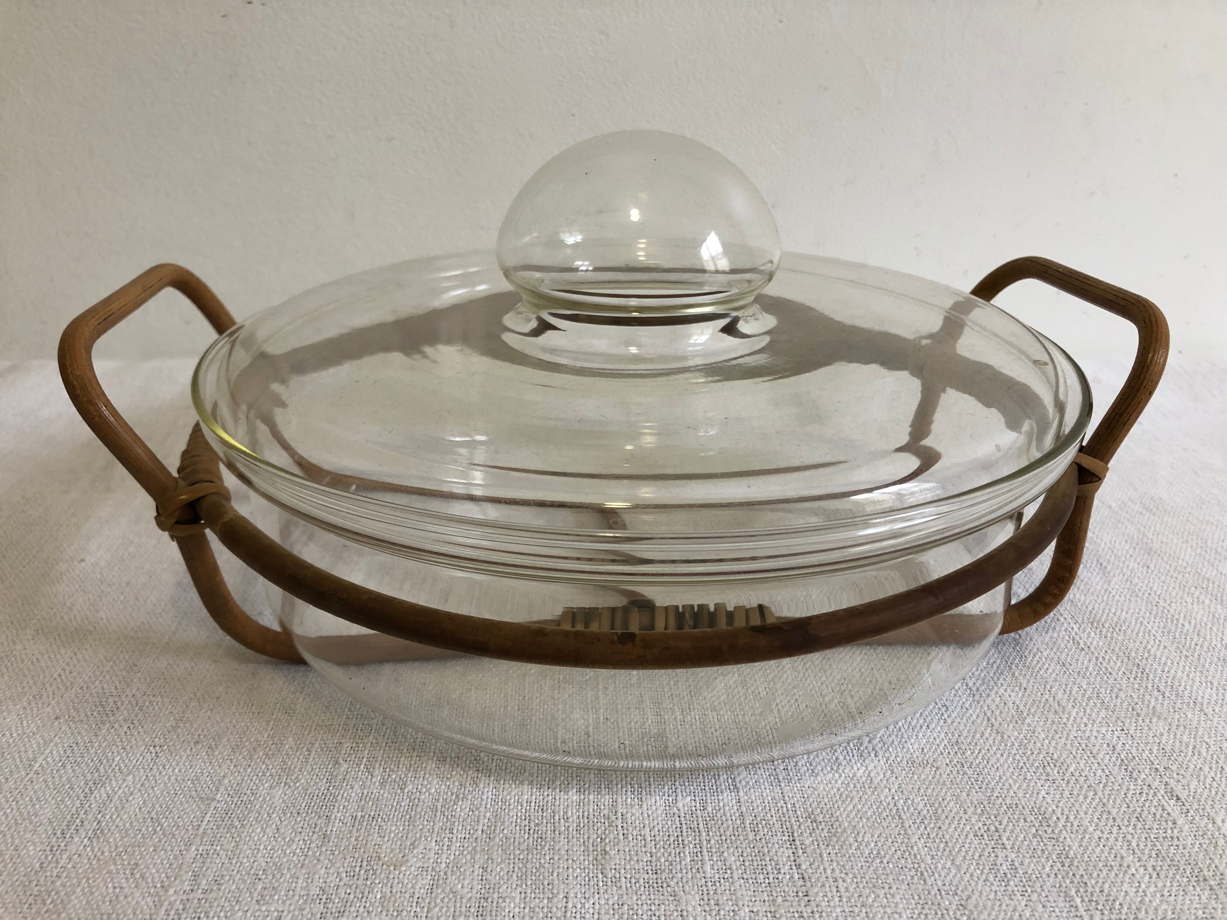 Bodum Denmark 70's dish - rattan handles