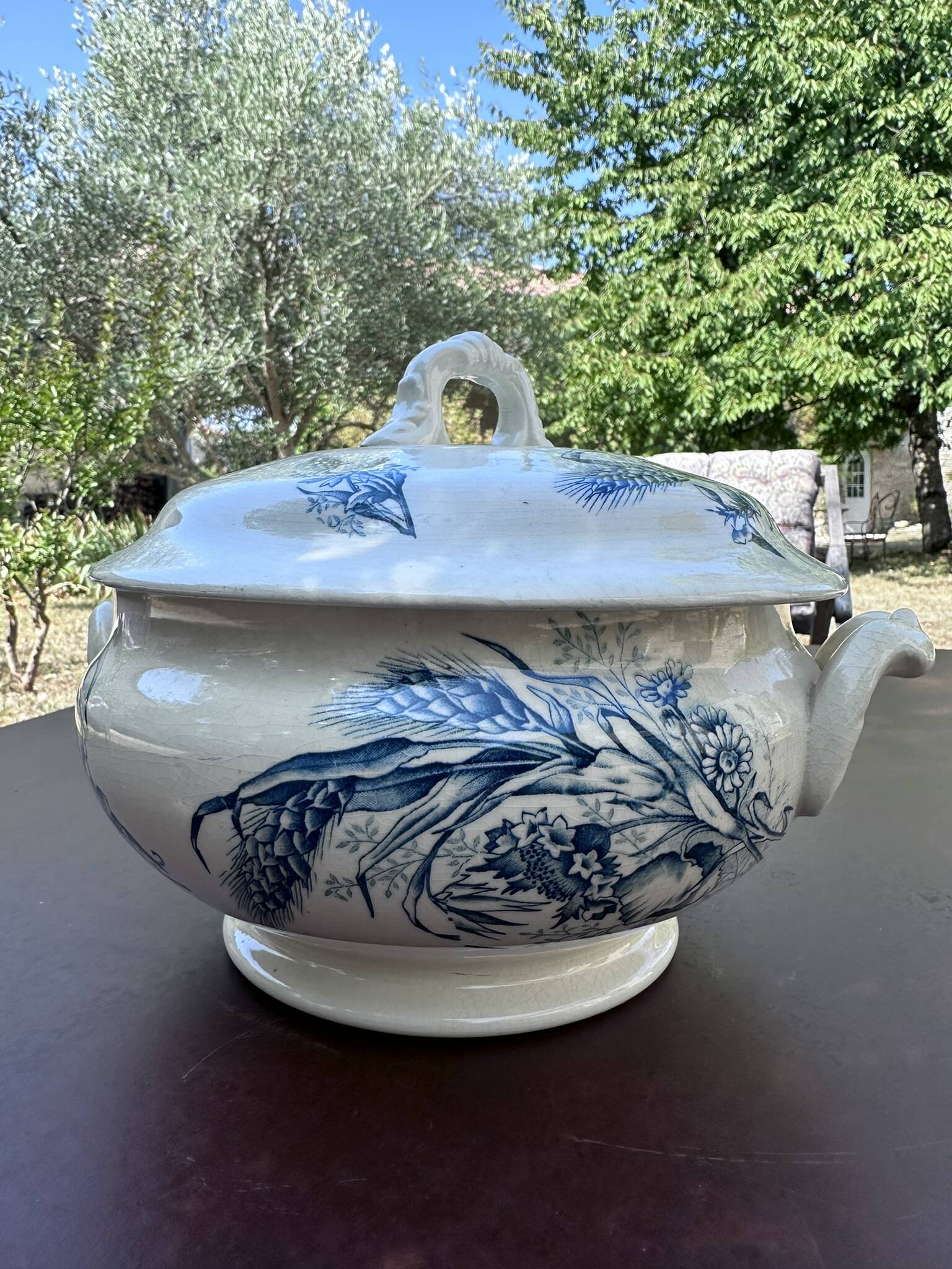 Antique soup tureen, Keller Lunéville earthenware, stamped K, blue decoration.