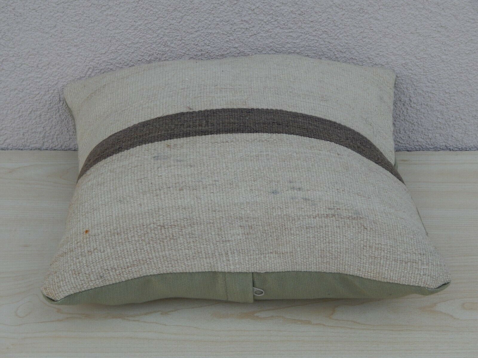 35x35cm white Kilim cushion