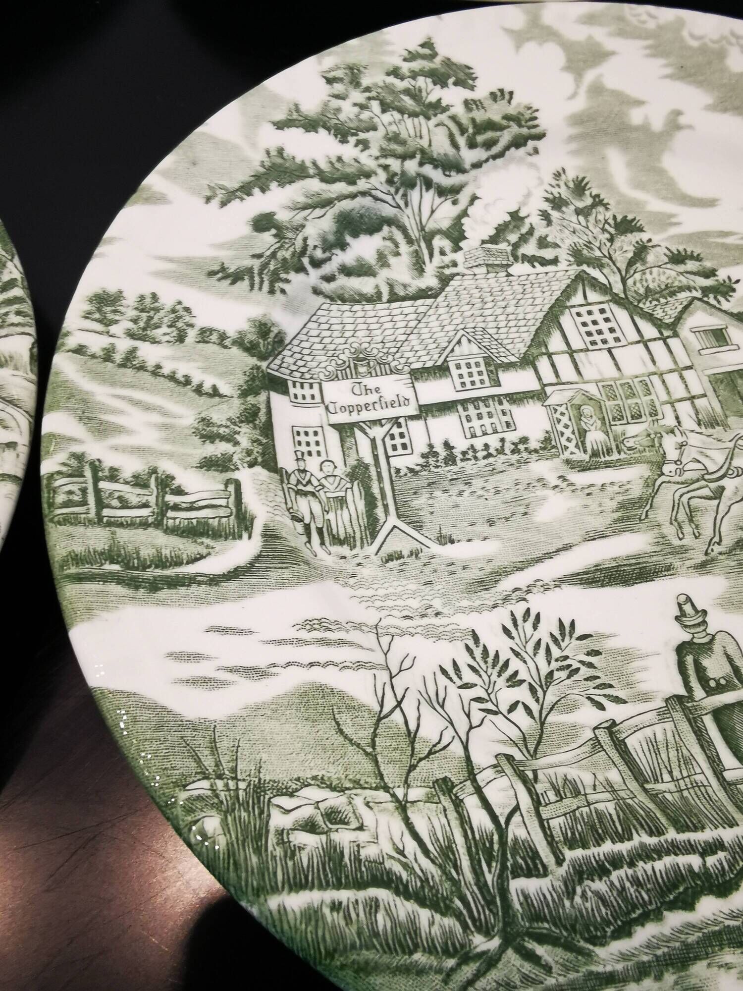 Set of 6 flat plates english style Lunéville verte