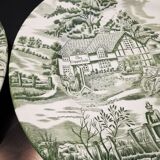 Set of 6 flat plates english style Lunéville verte