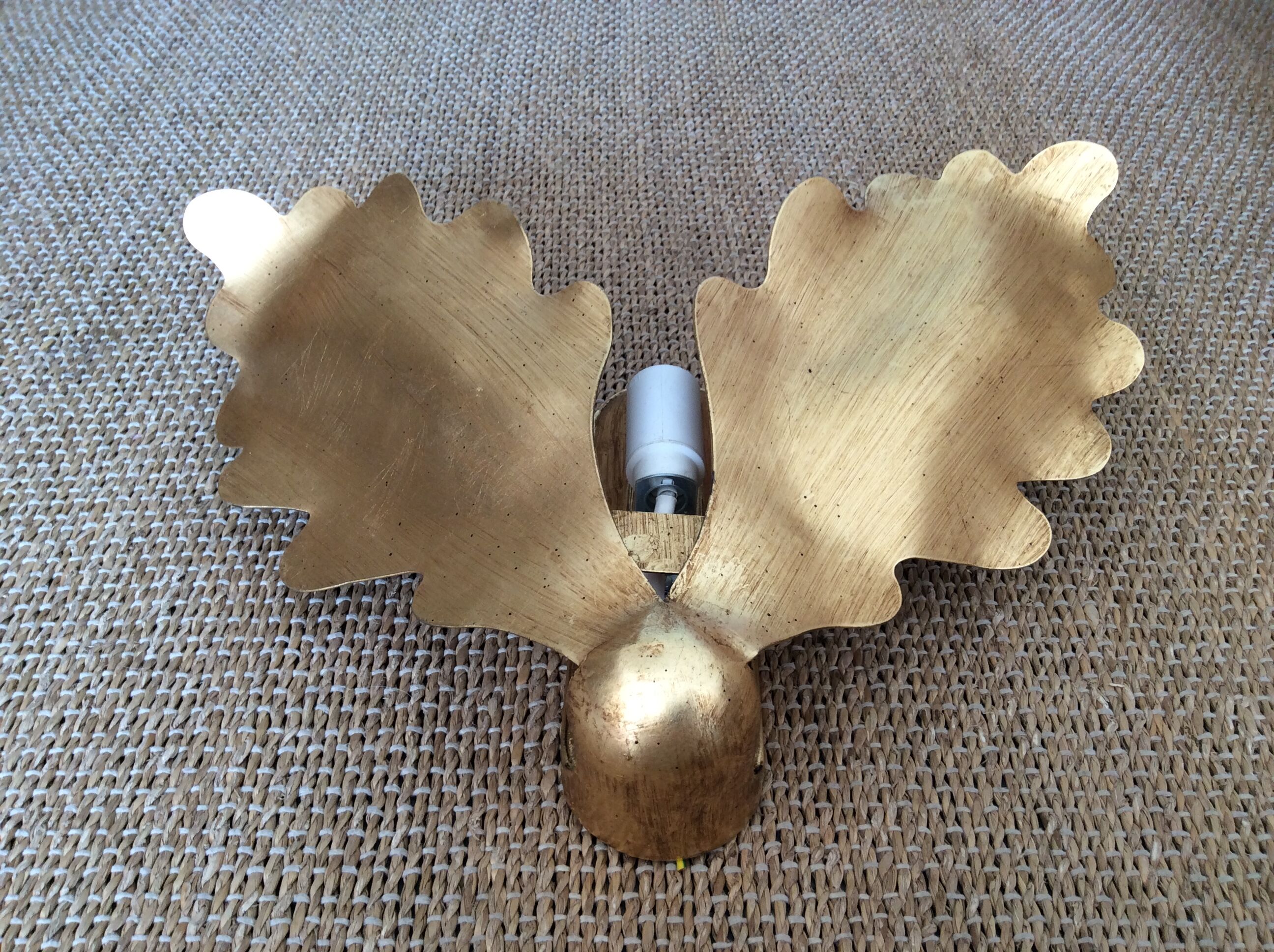 Wall lamp in gilded metal