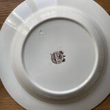 Set of 8 mismatched soup plates