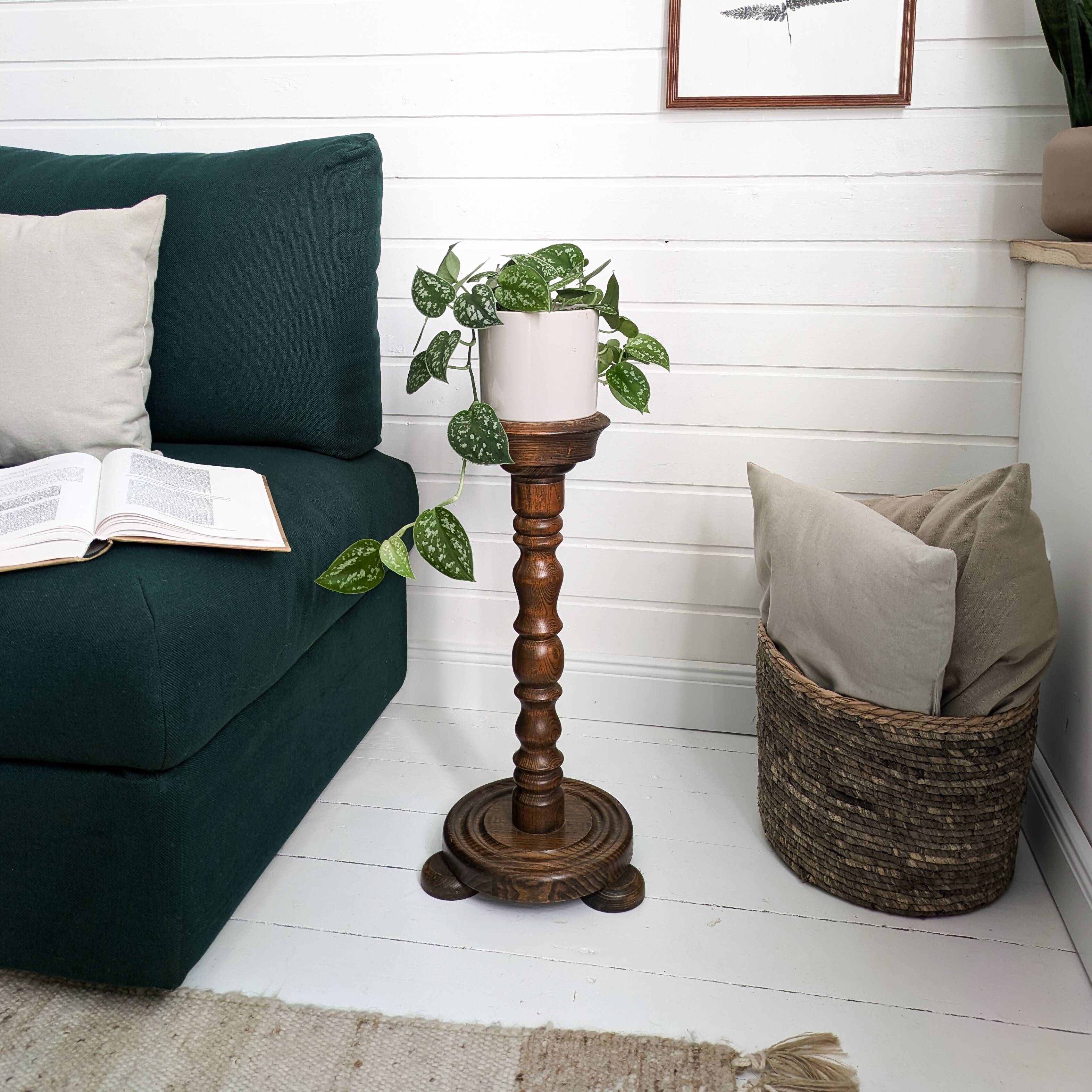 Vintage Chandelier Chauffe-bougie Chaise fleurie Banc de fleurs Table de fleur en bois tourné Bois m