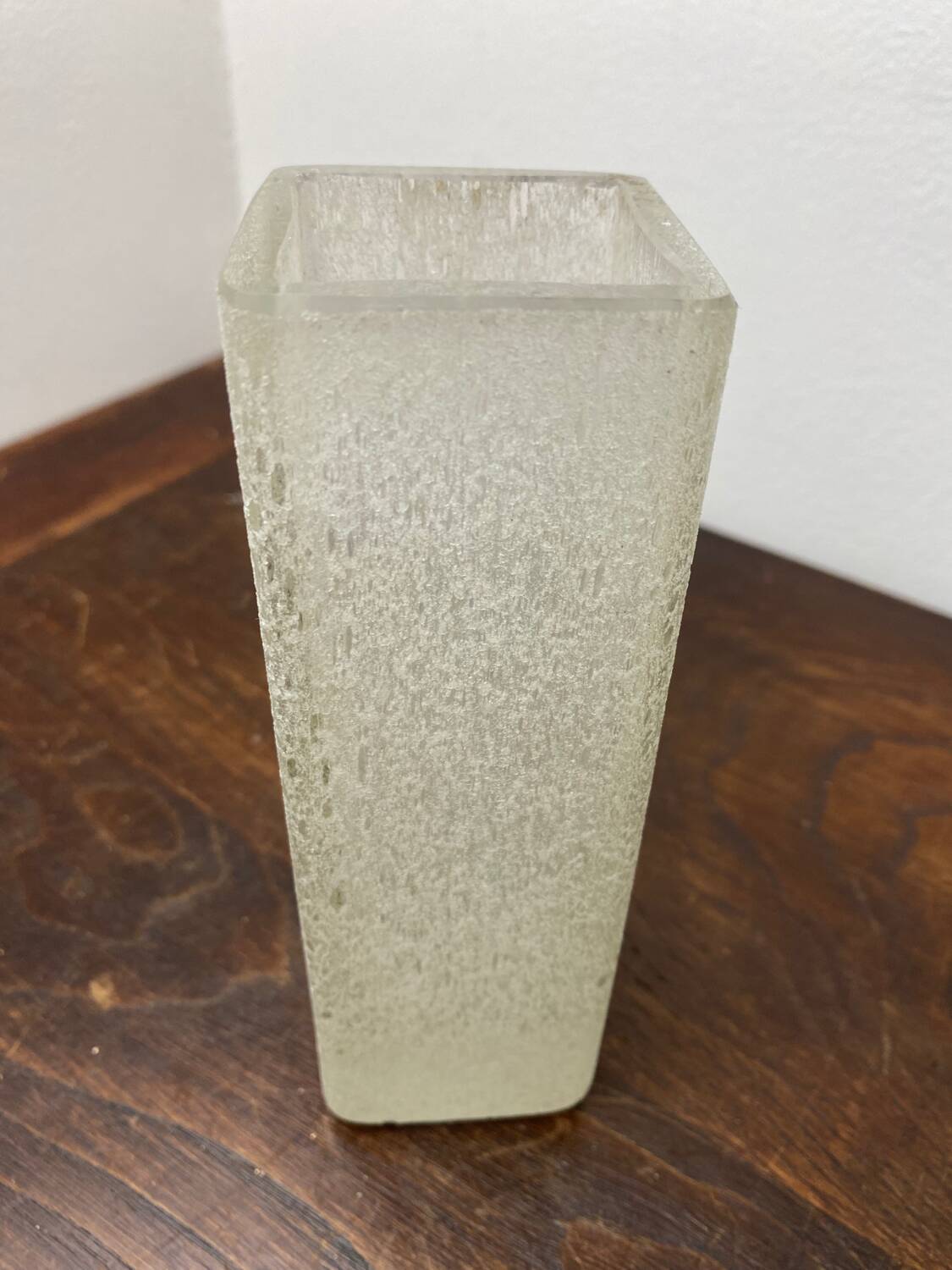 Translucent granite glass vase