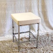 Tabouret design en métal chromé et similicuir blanc - mid. XXème