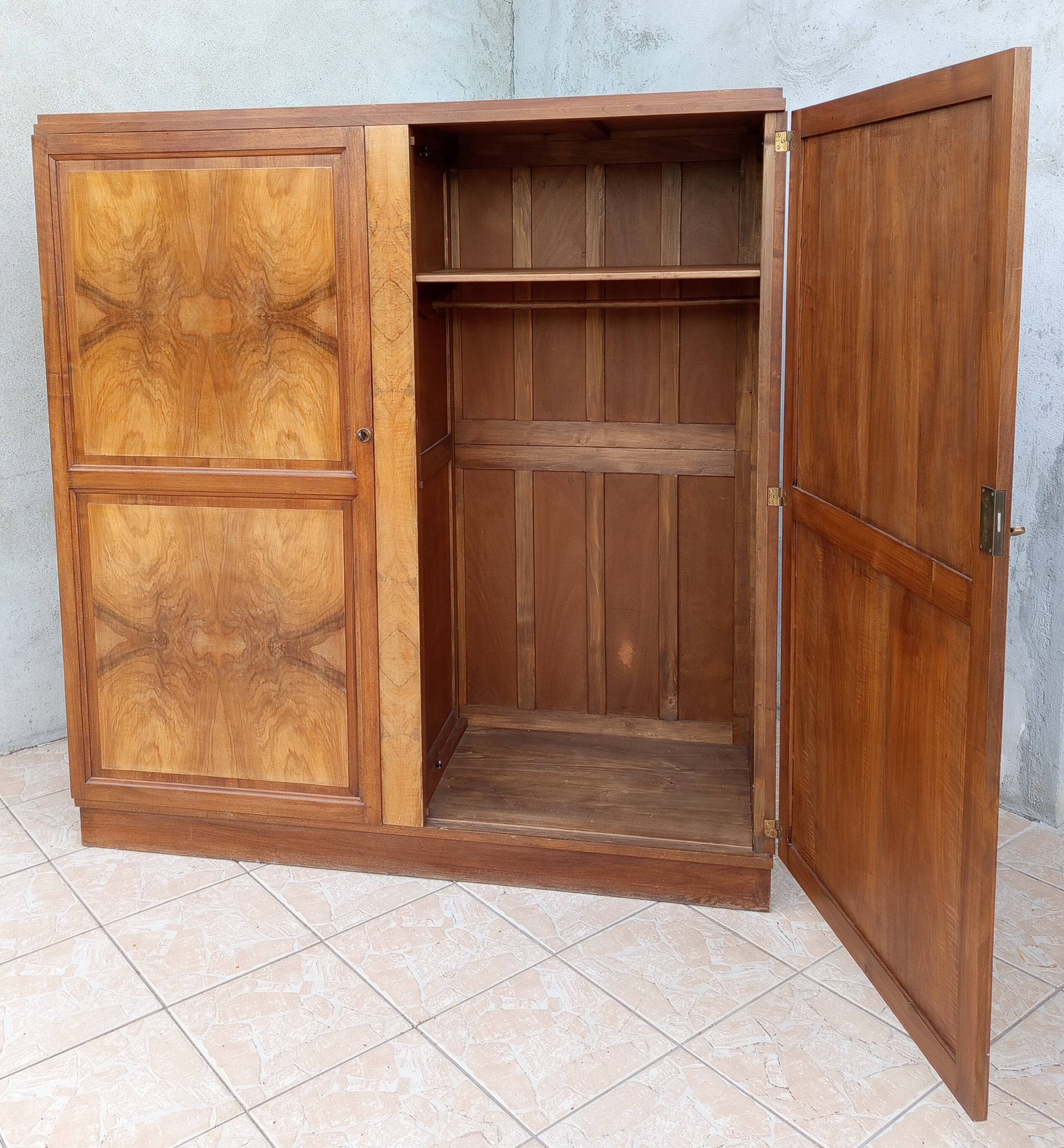 Art Deco Wardrobe in Walnut and Burl Walnut