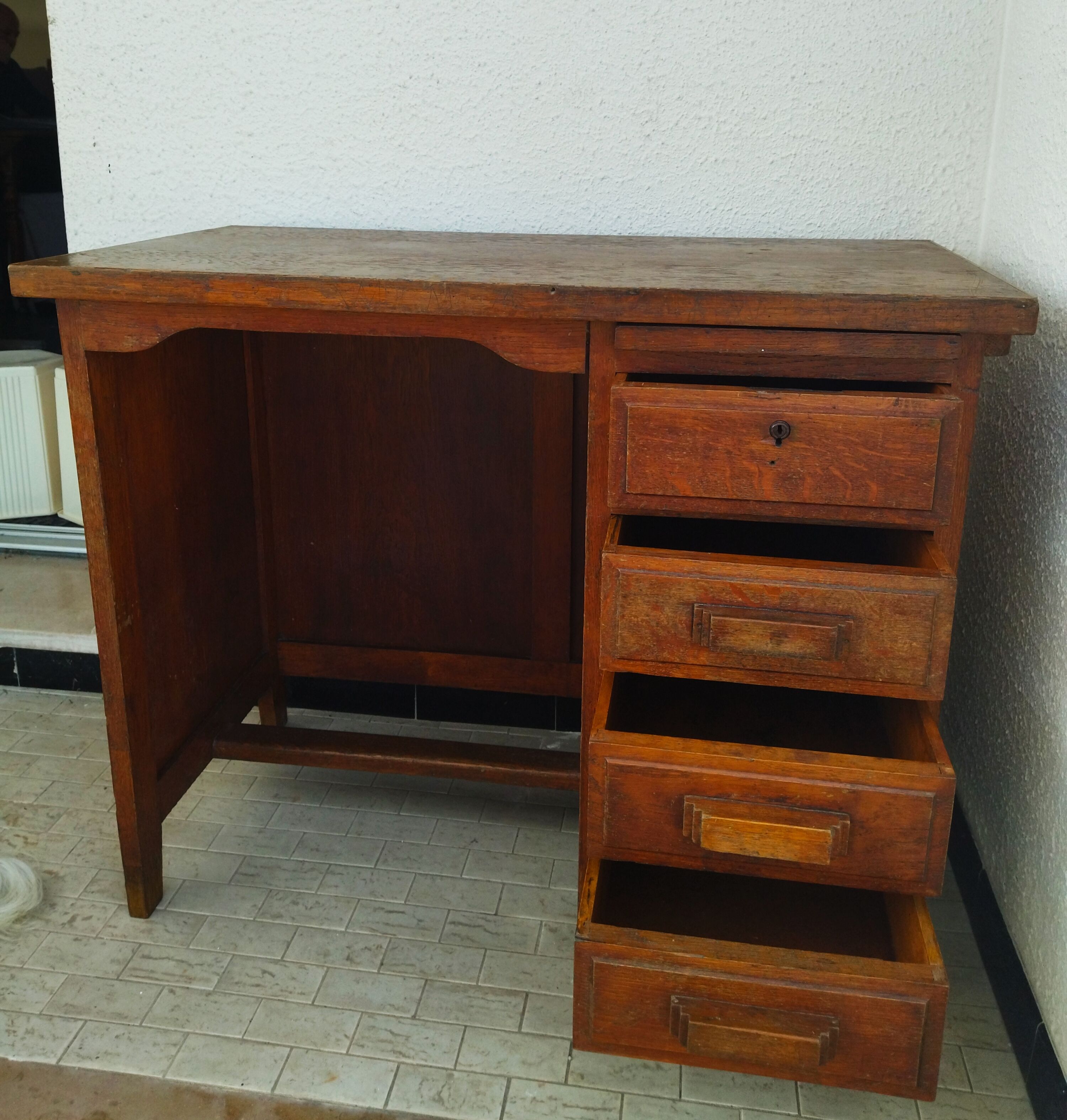 Oak desk, vintage